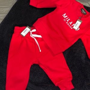 Brand  Milano de rouge nwt red infant  sweat suit 6-12